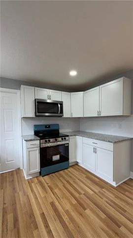 7207 E 86th Street, Kansas City, MO 64138