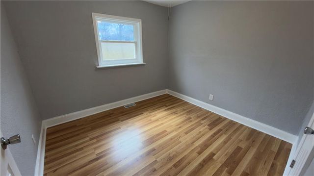 7207 E 86th Street, Kansas City, MO 64138