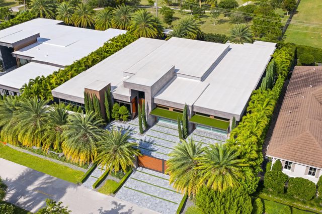 2301 NE 37th Drive, Fort Lauderdale, FL 33308