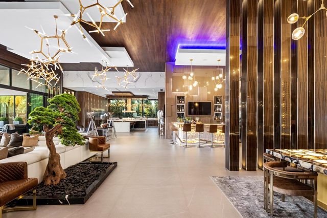 2301 NE 37th Drive, Fort Lauderdale, FL 33308