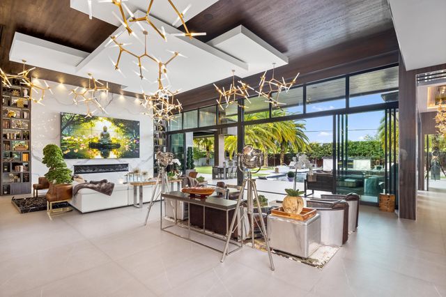 2301 NE 37th Drive, Fort Lauderdale, FL 33308