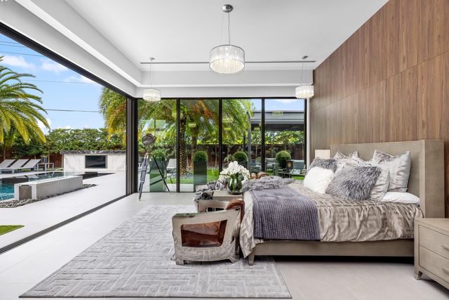 2301 NE 37th Drive, Fort Lauderdale, FL 33308