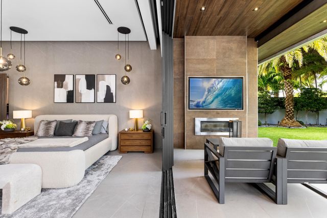 2301 NE 37th Drive, Fort Lauderdale, FL 33308