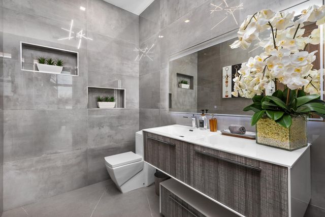 2301 NE 37th Drive, Fort Lauderdale, FL 33308