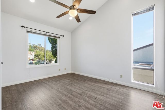 833 N Shadow Lake Drive, Thousand Oaks, CA 91360