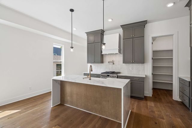 1117A 38th Ave, N, Nashville, TN 37209