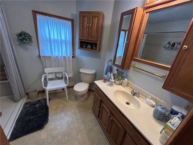 629 S Summit St, Derry Twp, PA 15627