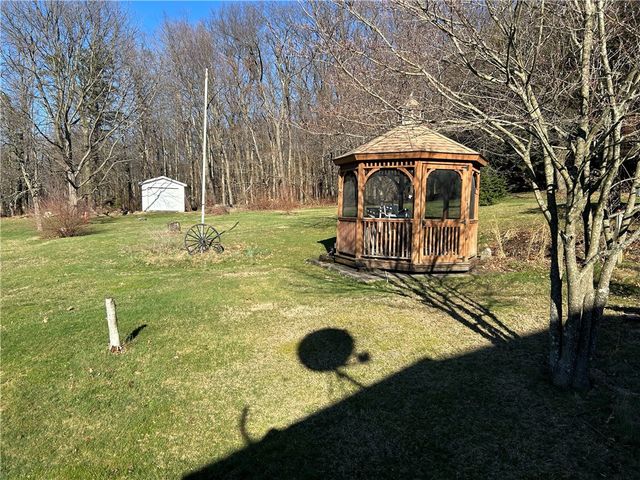 629 S Summit St, Derry Twp, PA 15627