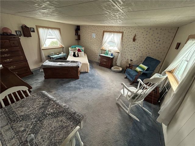 629 S Summit St, Derry Twp, PA 15627