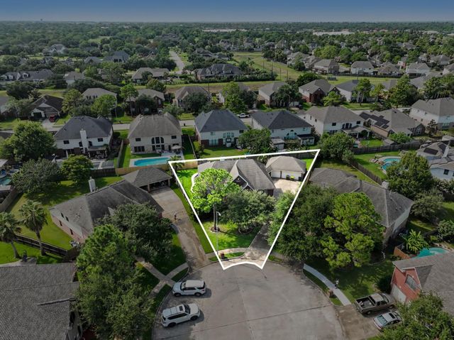 1413 Pineash Court, Pearland, TX 77581