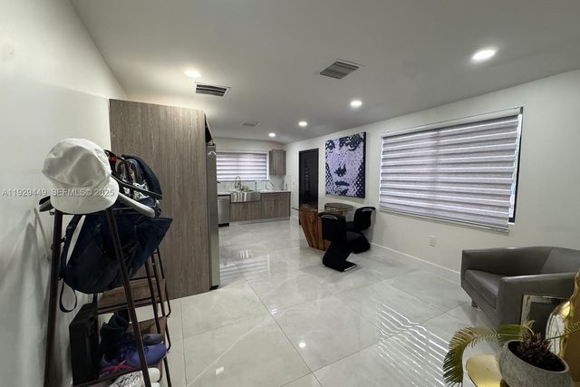 926 NW 59th St 2, Miami, FL 33127