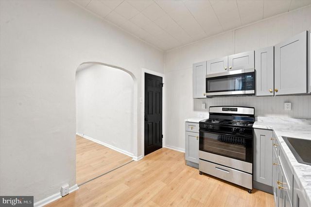 6347 GRAYS AVE, Philadelphia, PA 19142
