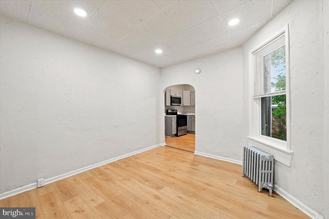 6347 GRAYS AVE, Philadelphia, PA 19142