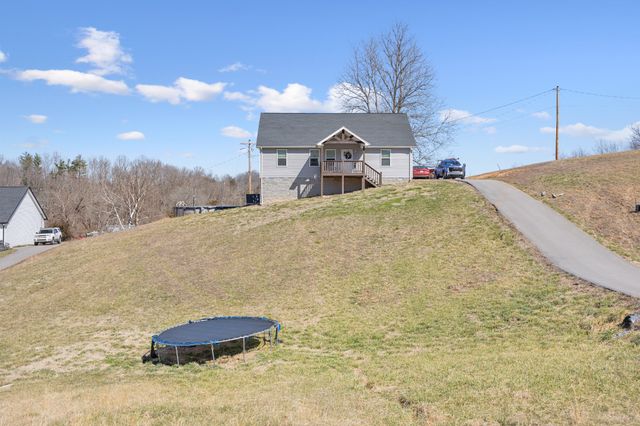 510 Highland Park Rd, Red Boiling Springs, TN 37150