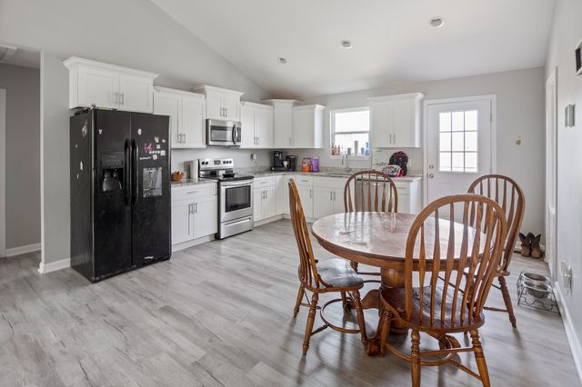 510 Highland Park Rd, Red Boiling Springs, TN 37150