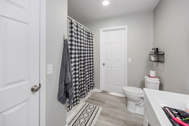 510 Highland Park Rd, Red Boiling Springs, TN 37150