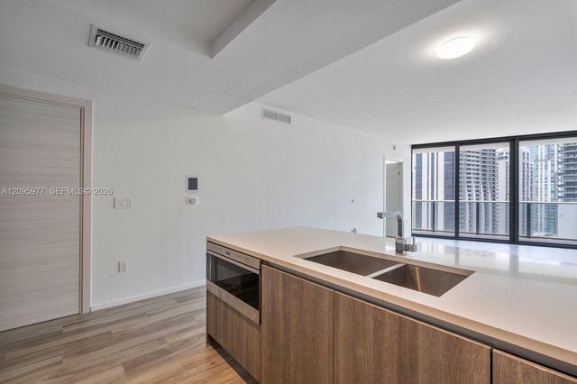 801 S Miami Avenue 2402, Miami, FL 33130