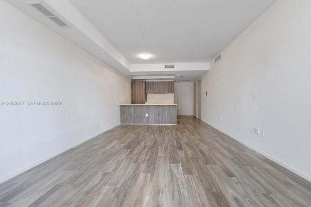 801 S Miami Avenue 2402, Miami, FL 33130