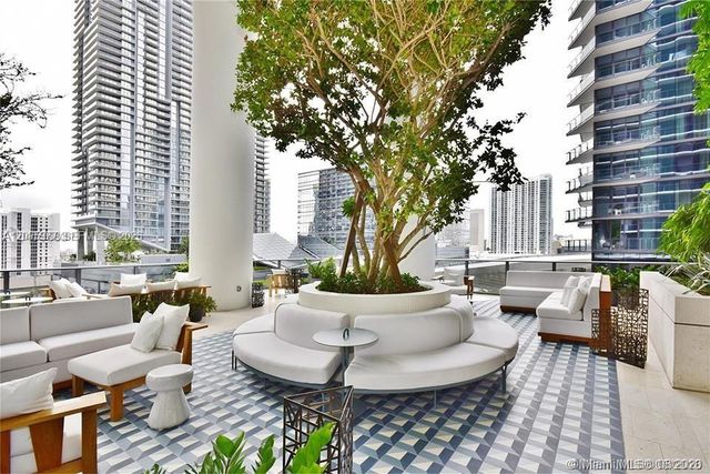 801 S Miami Avenue 2402, Miami, FL 33130