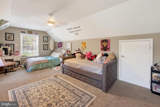 113 ROCKY GLEN RD, Oxford, PA 19363