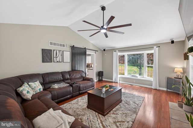 113 ROCKY GLEN RD, Oxford, PA 19363