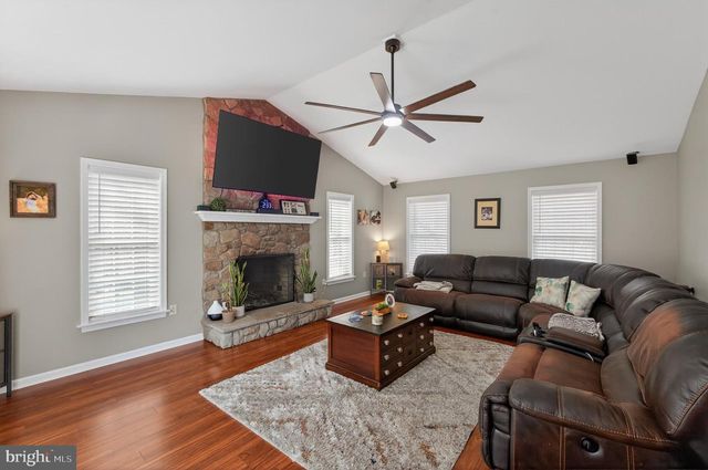 113 ROCKY GLEN RD, Oxford, PA 19363