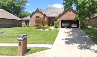 2025 East Briar Street, Springfield, MO 65804