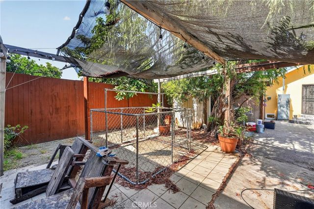 8000 Lou Dillon Avenue, Los Angeles, CA 90001