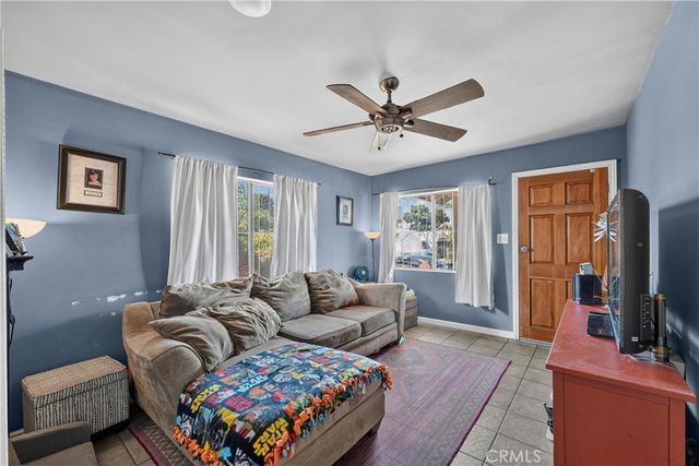 8000 Lou Dillon Avenue, Los Angeles, CA 90001