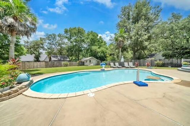 205 Jamaica Cove, Niceville, FL 32578
