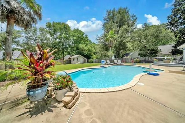 205 Jamaica Cove, Niceville, FL 32578
