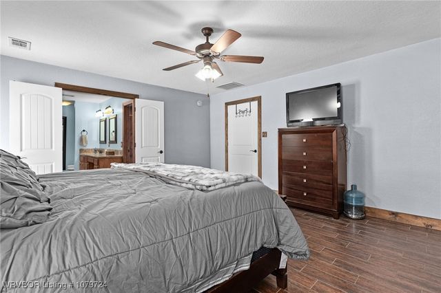 2702 Rambo Circle, Lavaca, AR 72941