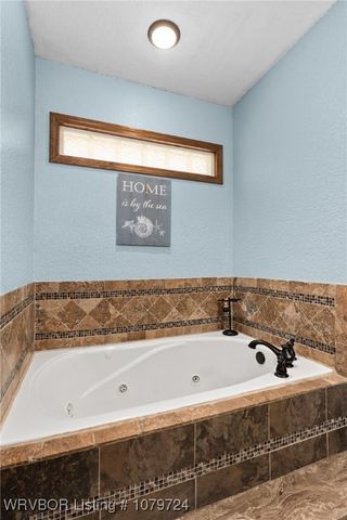 2702 Rambo Circle, Lavaca, AR 72941