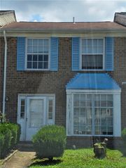 3705 Northwood CT, Virginia Beach, VA 23452
