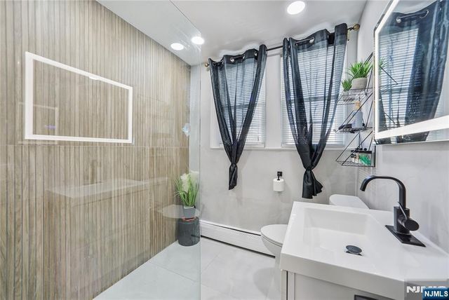 100 Brook Avenue, Englewood, NJ 07631