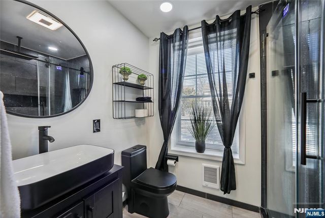 100 Brook Avenue, Englewood, NJ 07631