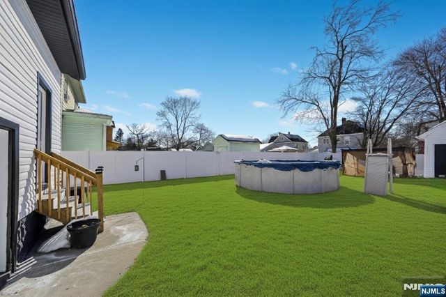 100 Brook Avenue, Englewood, NJ 07631