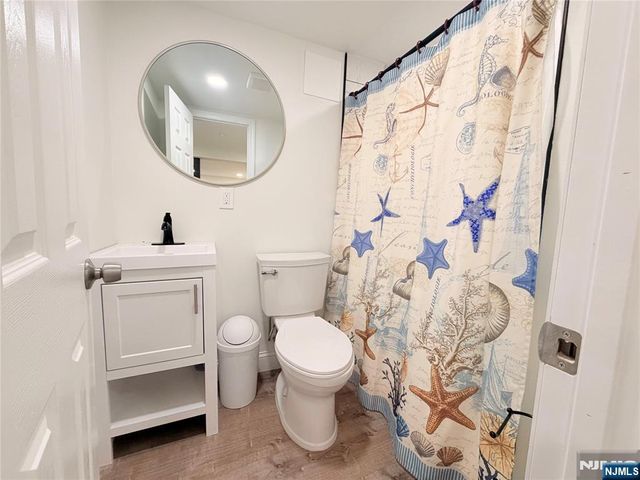 100 Brook Avenue, Englewood, NJ 07631