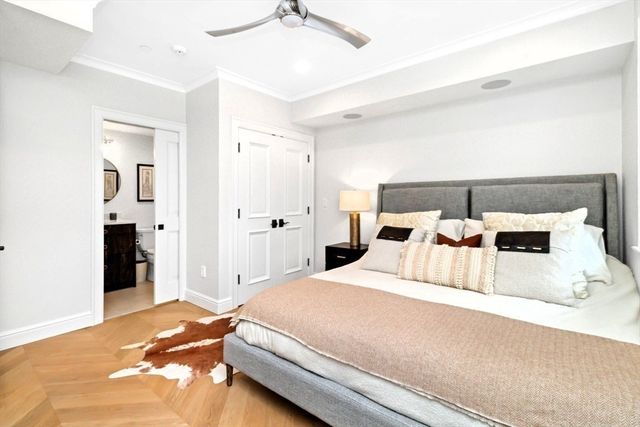 102 Saint Botolph St, Boston, MA 02115