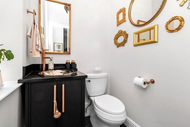 102 Saint Botolph St, Boston, MA 02115