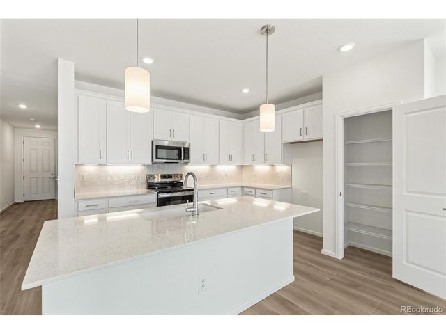 1730 S Gold Bug Way, Aurora, CO 80018