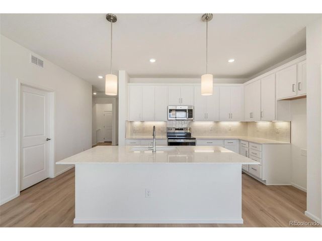 1730 S Gold Bug Way, Aurora, CO 80018