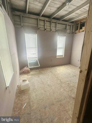1808 EAST AVE, Baltimore, MD 21222