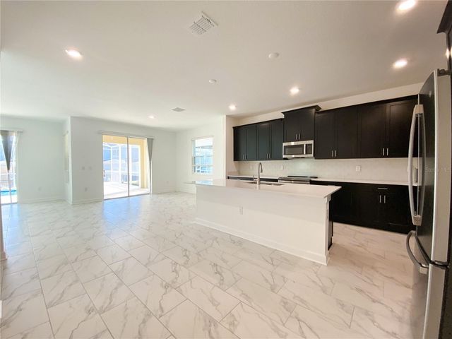 977 LEADER STREET, Davenport, FL 33896