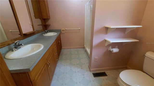 8664 CR 639, Bushnell, FL 33513