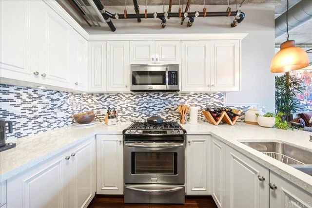 877 Island Avenue 512, San Diego, CA 92101