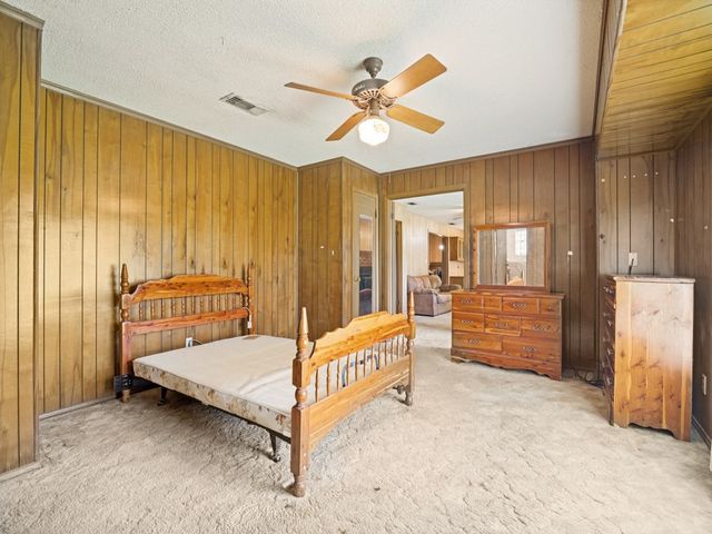 1081 Wright Street, Terrell, TX 75160