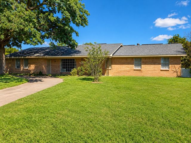 1081 Wright Street, Terrell, TX 75160