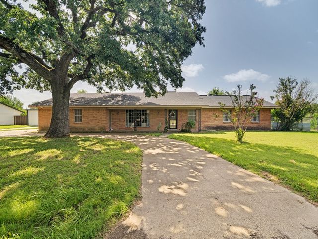 1081 Wright Street, Terrell, TX 75160