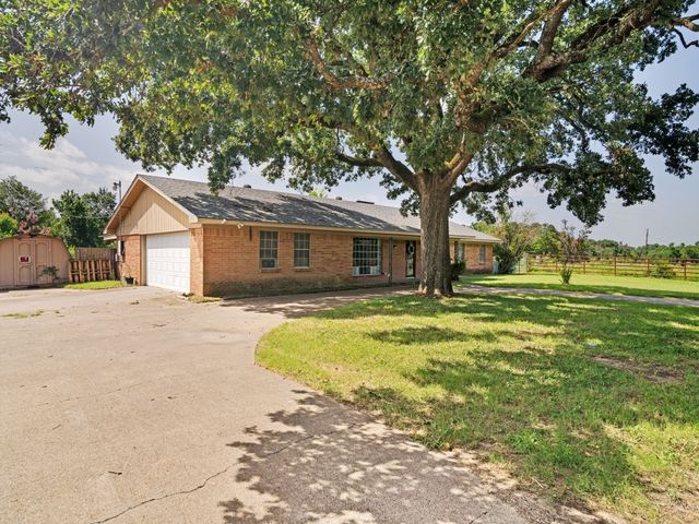 1081 Wright Street, Terrell, TX 75160